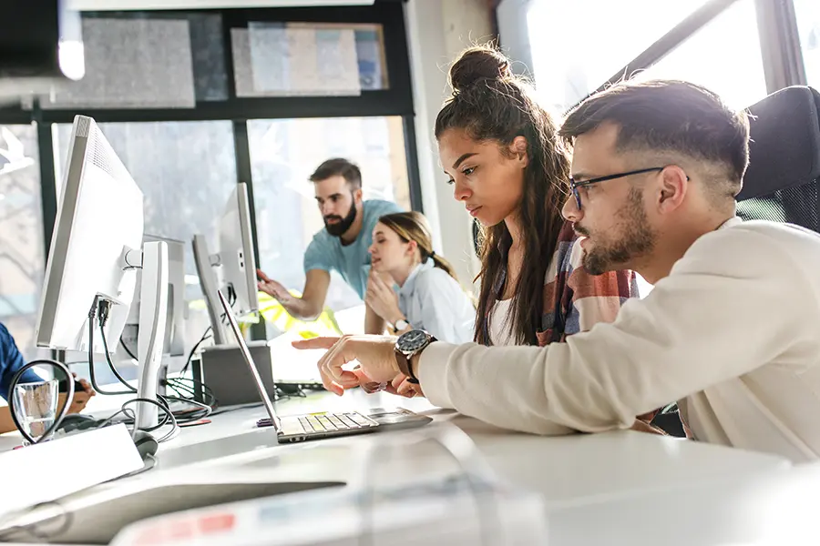 Quelles sont les compétences et les qualités requises pour devenir Chef de projet applicatif ?