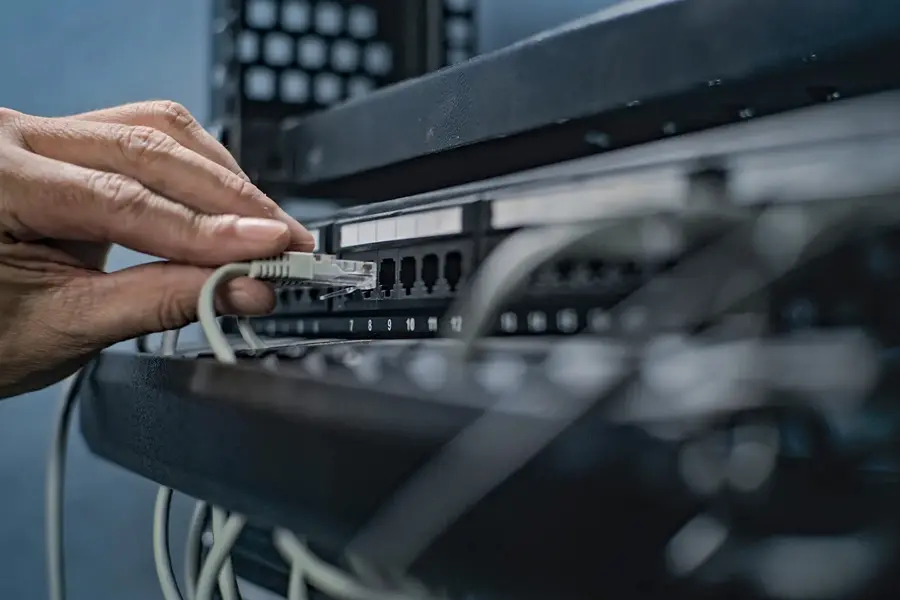 Qu’est-ce qu’un technicien systèmes et réseaux ?